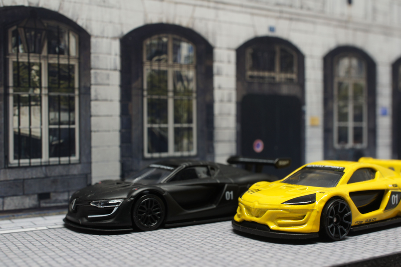 Illustration for article titled French Friday Face2Face: Dark Vador, Votre voiture est prête!